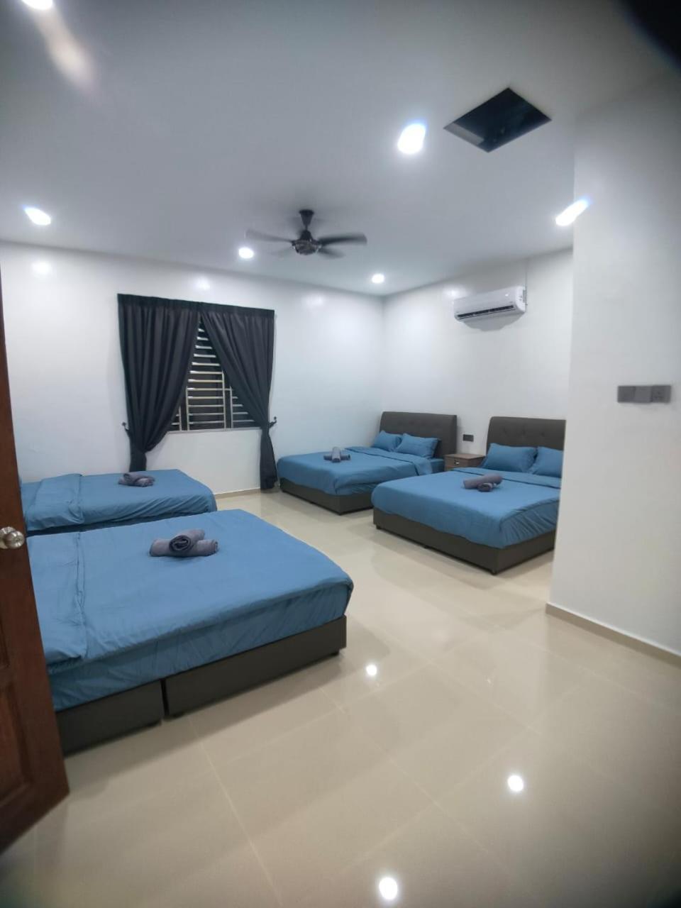Rumah percutian Pd 4r3br 20pax Private Pool Near To The