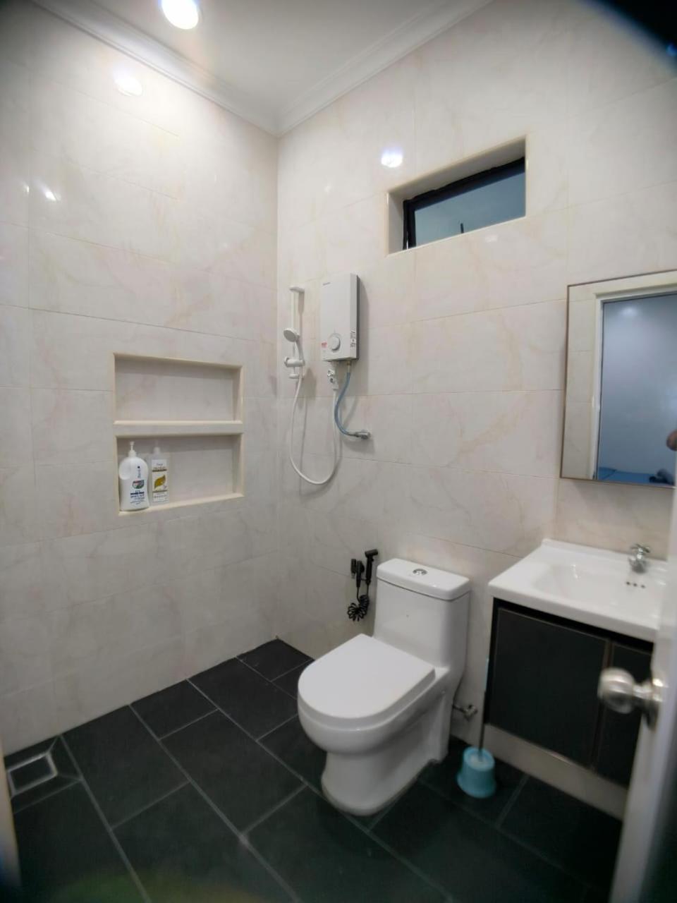 Rumah percutian Pd 4r3br 20pax Private Pool Near To The *